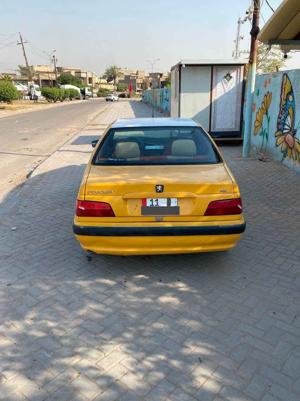 سلام عليك بيجو بارص 2015 السياره كفاله من الضربه والتبديل فقط الاهلالات الخلفيه فقطط كير مكينه خير من الله لا تنقيص ولا تبخير تبريد ثلج ❄️ صدر امامي خلفي جديد تخم تاير السياره جاهزه ع اخر حبايه رقم بغداد الدولي سنويه 29 السعر 45 وبيها مجال العوان بغداد الرصافه ***********
