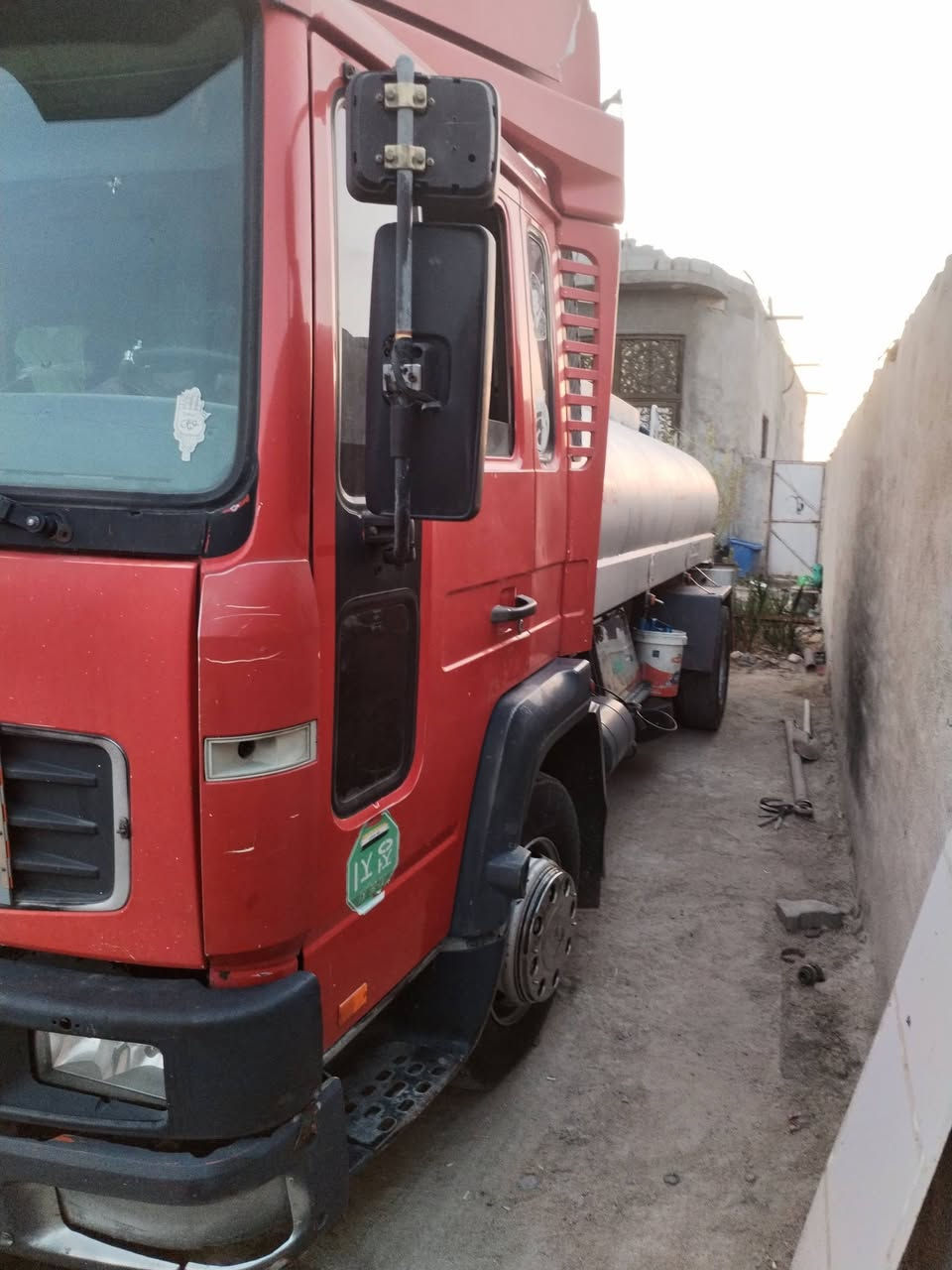 السلام عليكم  فالفو البيع 125 بي مجال  حمول 10 طن
سيار جهاز حلوه  هاذ رقمي*********** العنوان البصره كرمه على
