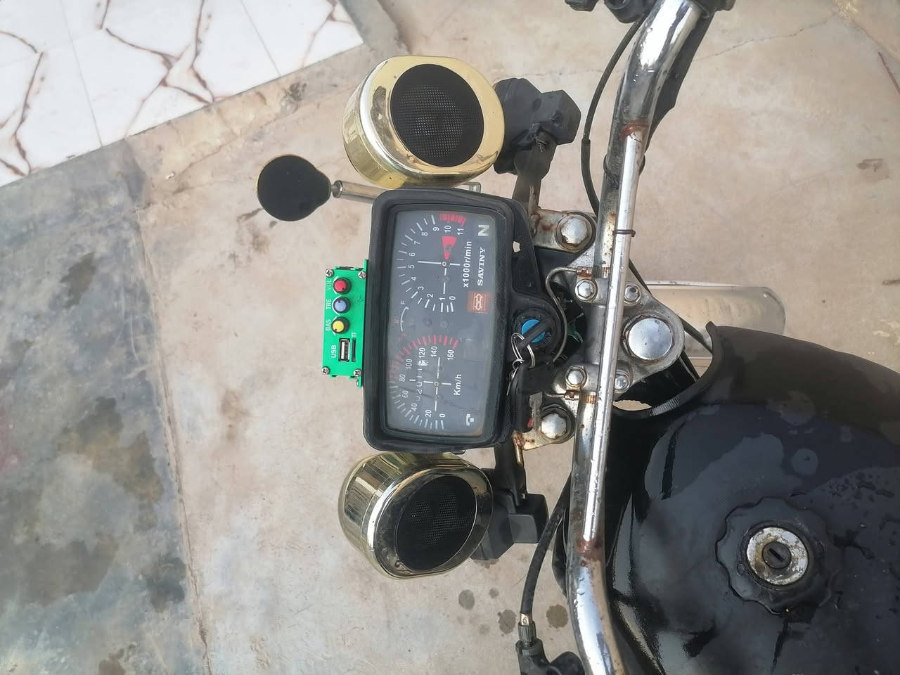 السلام عليكم
موطور روبر خمسه كير النضافه شوف العين نشاط فول السعر 275 وبي مجال حك الجيه رقم ***********
