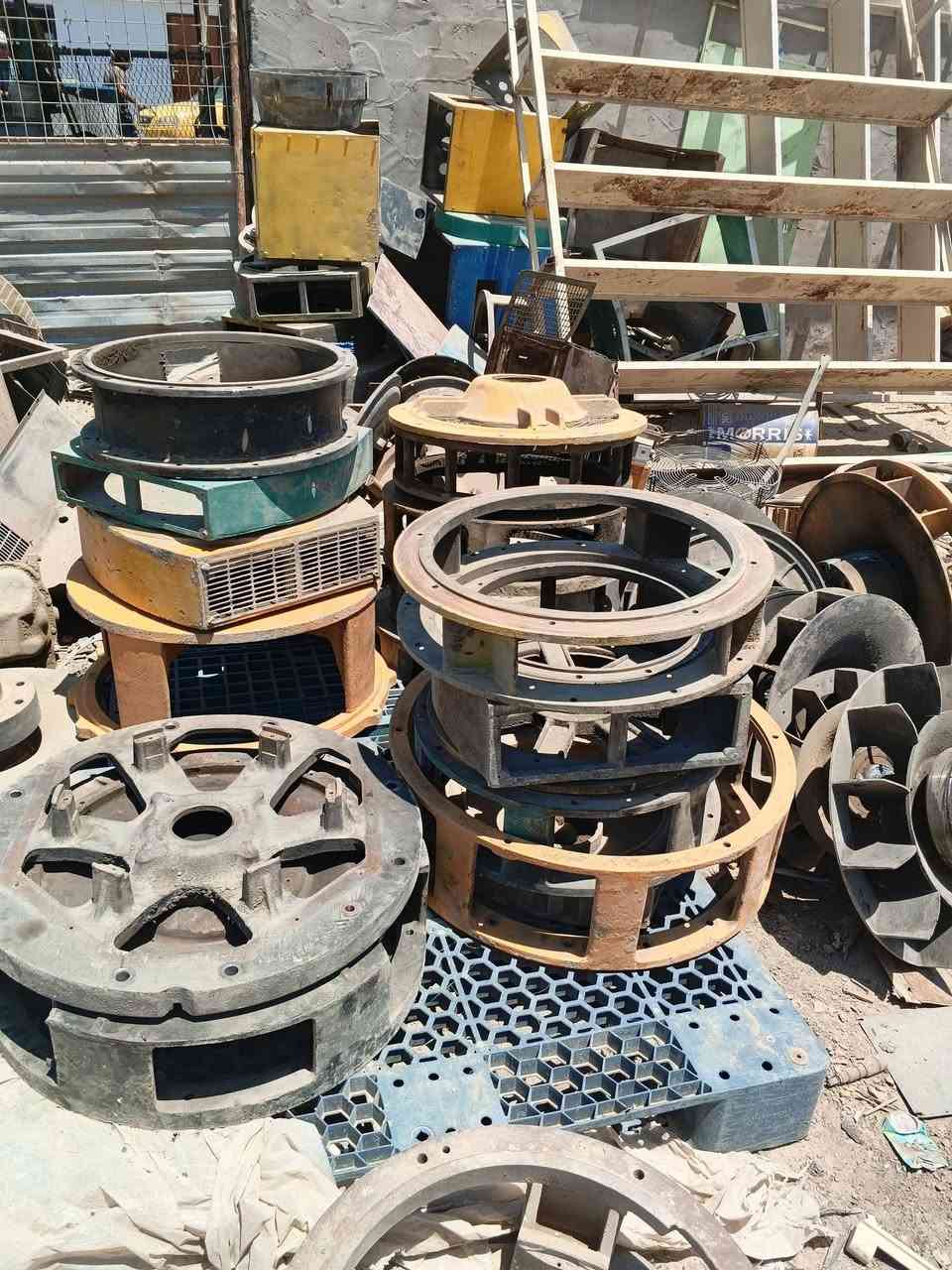 البيع طبكات صياني كزايتر ثابت ومتحرك كورات صناديك جميع قطع غيار التوليد موجود العنوان بغداد ملاحظة مكلف بل نشر رقم صاحب الاغراض
*********** اثير

