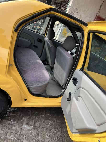 السلام عليكم رينو لوكان 2014 
السياره جديده وجاهزه من كلشي 
كير محرك صدر امامي خلفي كله جديد 
تخم تاير و ويل جديد داخل جديد السياره حيل نضيفه
رقم إنكليزي تحويل ثاني يوم مابيه اي نقص جام كهربائي 
وسنتر لوك ريمون يقفل مكاني الشعب قرب سوق شلال 
 السعر 42                         ***********
