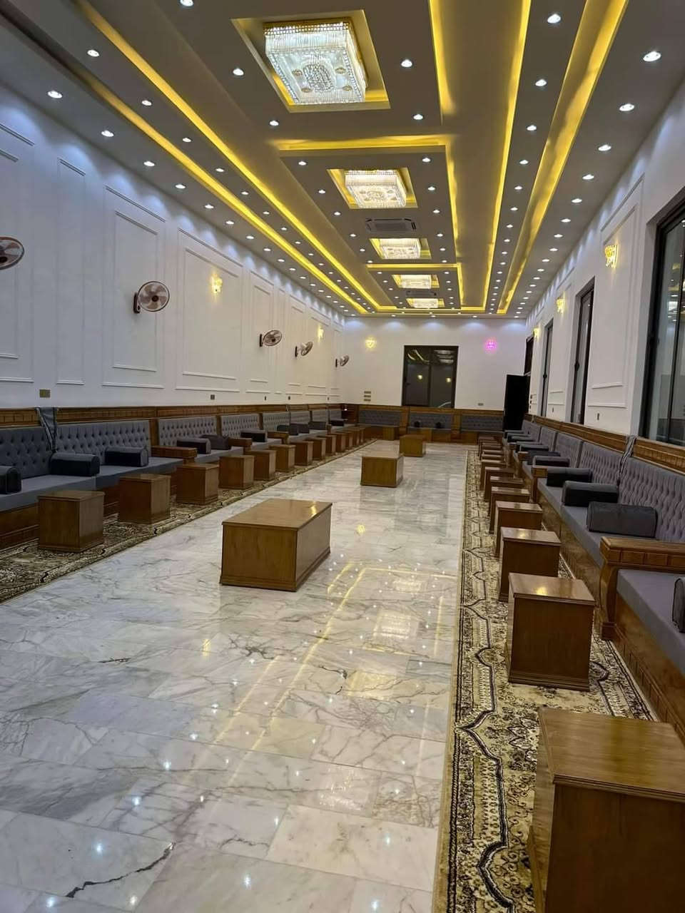 🌙 بـ 110 ألف فقط بدل 250! 🌙
​عرض العيد الأقوى من معمل ومعرض الأمير للتخم والديوان!
​جدد ديوانك بالفخامة الرئاسية وبأقل من نصف السعر (لفترة العيد فقط).
​✨ المواصفات الملكية:
​الهيكل: خشب زان مصري + بلاويد أسود + سير روسي.
​الراحة: إسفنج مميز ملفوف (دلوب) نخب أول.
​القماش: (قديفة، خاولي، وتر بروف) مبطن درجة أولى.
​الصبغ: حراري فاخر ومقاوم.
​🛠️ خدماتنا:
​القياس ببيتك: كادرنا يزورك لأخذ القياسات بدقة.
​التوصيل: متاح لجميع محافظات العراق 🇮🇶.
​📍 الناصرية: سوق الشيوخ - طريق الكرمة - مجاور علوة اللؤلؤة للسيراميك.
📞 للحجز (اتصال + واتساب): ***********
​🏃 سارع بالحجز قبل انتهاء فترة العيد!
