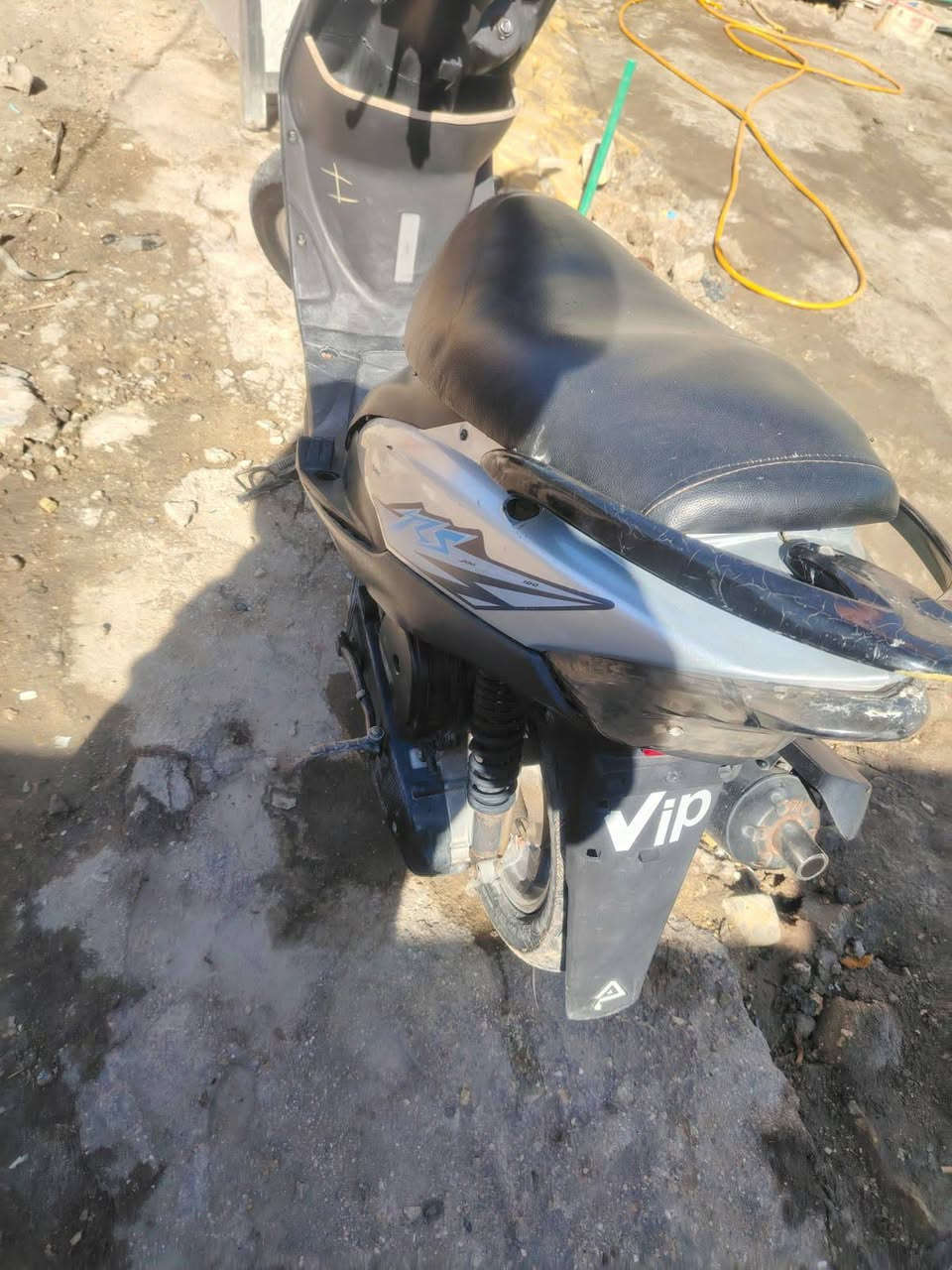 سلام عليكم للبيع ماكس عدله محرك ناعمه سرع معدل 
الكهربائيه شغل لآيتات تايرات دبلات صالنه رياضي 
جاهز دراجه مال جني سعره 450بيه مجال مكان لمجد جسر معلق ***********
