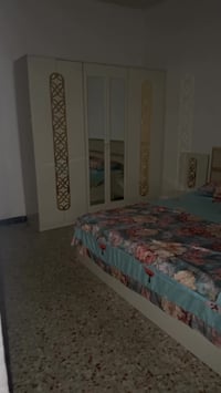 الدورة • غرفة نوم • للبيع