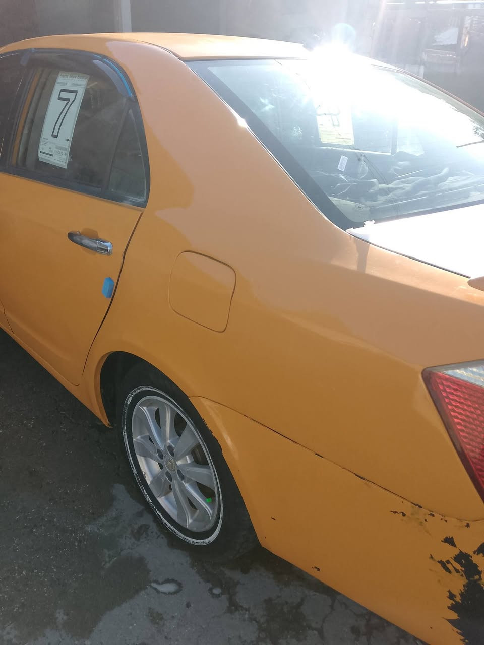 جيلي موبل موديل 12بسمي بسمي محرك وكير خيرمن الله كيرعادي سياره مصبوغه حزام سنترلوك ابشرط التراي بسمي رقم انكليزي تحويل ثاني يوم عنوان بغدادالزعفرانيه الاتصال ***********لسعر 38وبيه حك الجيه
