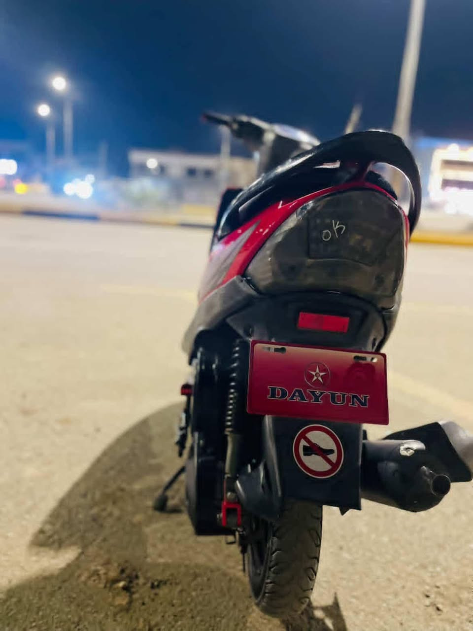 دراجه عدله ماكس للبيع 
الدراجه موديل ال 2007
االدراجه مابيهاا كل نقص كلهااا شغلاه صالنصه FM
هندر سلف شغال كهربايات كلها شغلا كلها ختم واحد 
تايرات دزوج جديدات  دشبول جديد سعر 550 وبيها مجال 
خاص متواجد.  الرقم ***********
