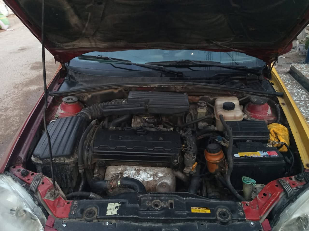 السلام عليكم فورنزا للبيع موديل 2007 سياره نضيفه كير مكينه مكفوله أضرار بس الي واضح بل صوره سياره جاهزه بأسمي تحويل ثاني يوم السعر 62 وبيها مجال ***********
