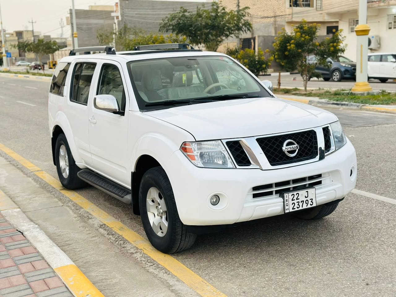 نيسان بافندر 2012خليجي فول مواصفات السعر 127للستفسار ***********ماشيه 120سياره فول مواصفات بصمه تشغيل او بصمه ابواب جنطه شفط 3قطع تبريد 7راكب سيدي جنجر 6اقراس تلفزيون بل تنته فتحه سياره مكفوله من ضربه او تبديل بيه صبغ بل باب الخلفي فقط ول باقي مكفول سياره جهازه اينقص مابيه مكان سياره كربلاء
