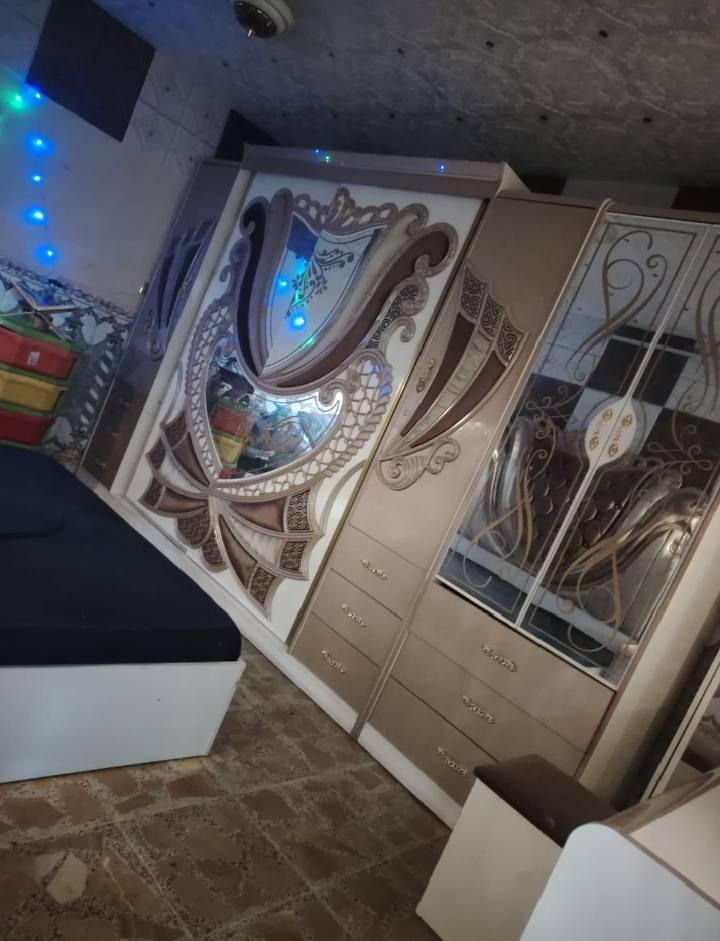 غرفه للبيع نظيفة جدا اي ضرر مابيهه لكن لضيق المكان سعرهه مليون وبيهه مجال المكان مدينه الصدر


**إذا كنت صاحب هذا الإعلان وتريد حذفه لأي سبب، رجاءا أرسل رسالة إلى الدعم الفني**