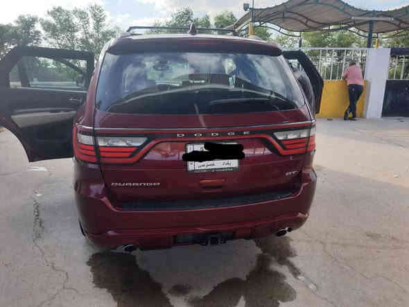 السلام عليكم دوج دورنكو موديل 19 رقم بغداد ماشيه 130 كلين تايتل وارد خليجي فقط الدعاميه مصبوغه اثر شخوط  استخدام شخصي فوول مواصفات للاستفسار اكثر *********** السعر 30 وبيها مجال
