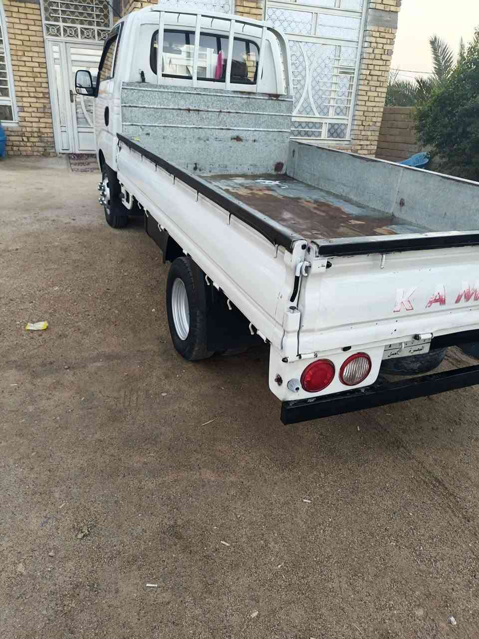 السلام عليكم كيه فحل مفتوح مديل 2018 سياره جديده كامله من كلشي مكينه بيه مسكر  جديده وكير وشاصي ورقم تخم محور14 تاير كله جديد سنويه جديده لل 28 تحويل مباشر سعر 120وبيه مجال ***********  ***********
