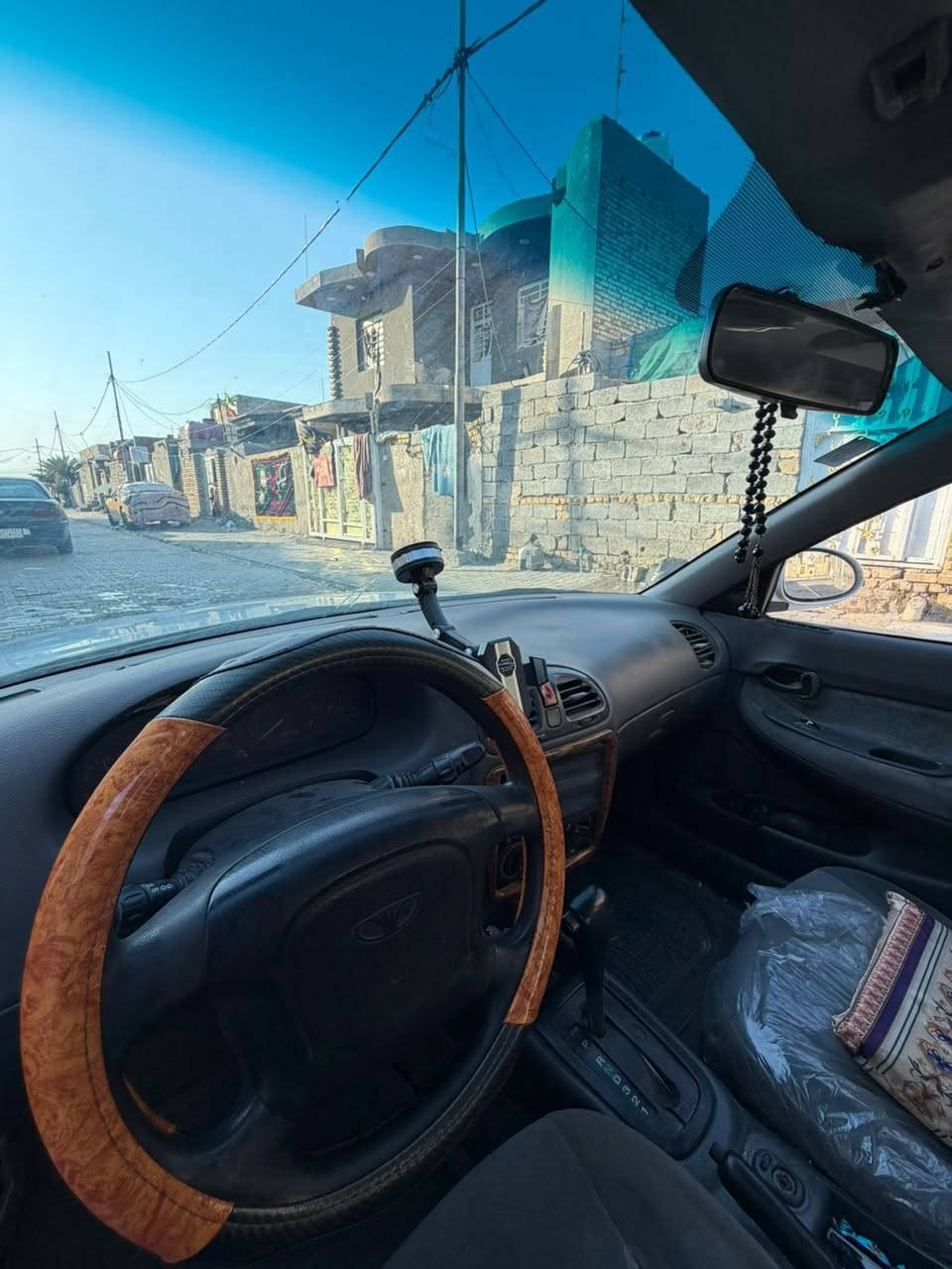 دايو نوبيرا 97
4سلندر 
سياره جاهزه 
السعر ع الخاص او على رقمي

‭***********‬
مكاني واسط قضاء الحي
