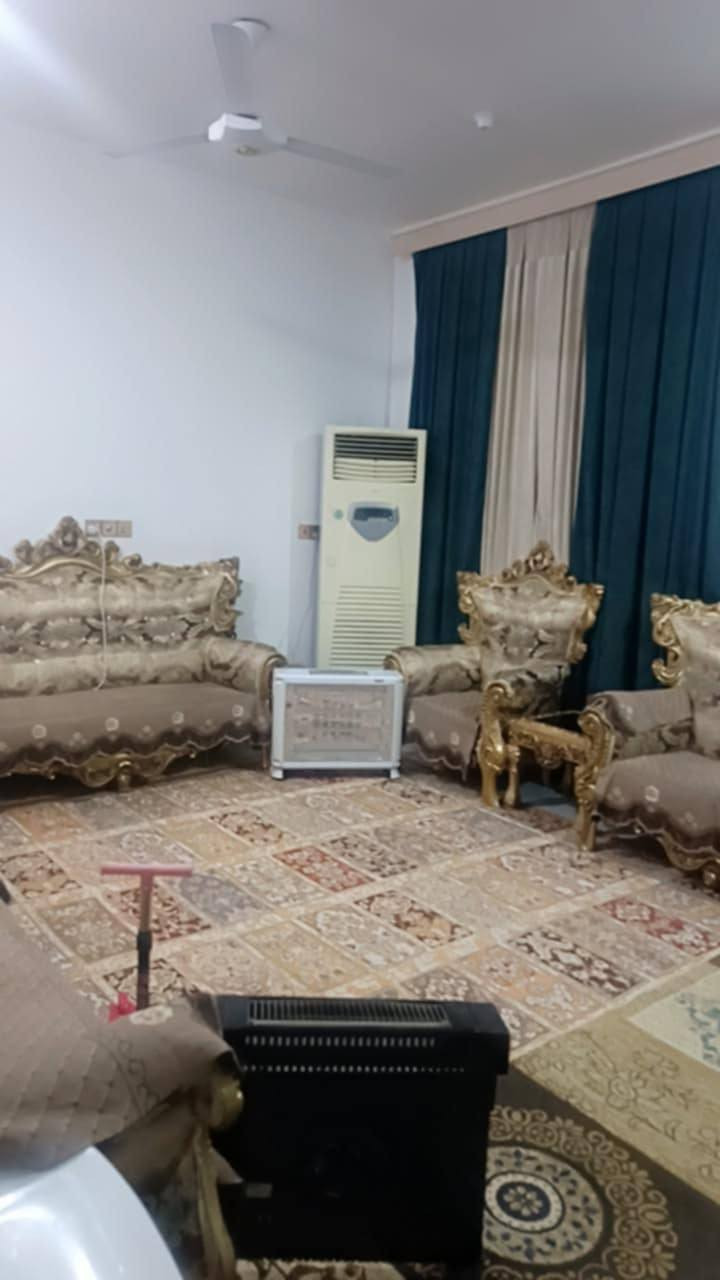 ياالله يارزاق بيت طابقين بلكوت الخضراءمقابيل  المعارض مساحته  ٢٠٠ متر السعر ١١٥ وبيه مجال


**إذا كنت صاحب هذا الإعلان وتريد حذفه لأي سبب، رجاءا أرسل رسالة إلى الدعم الفني**