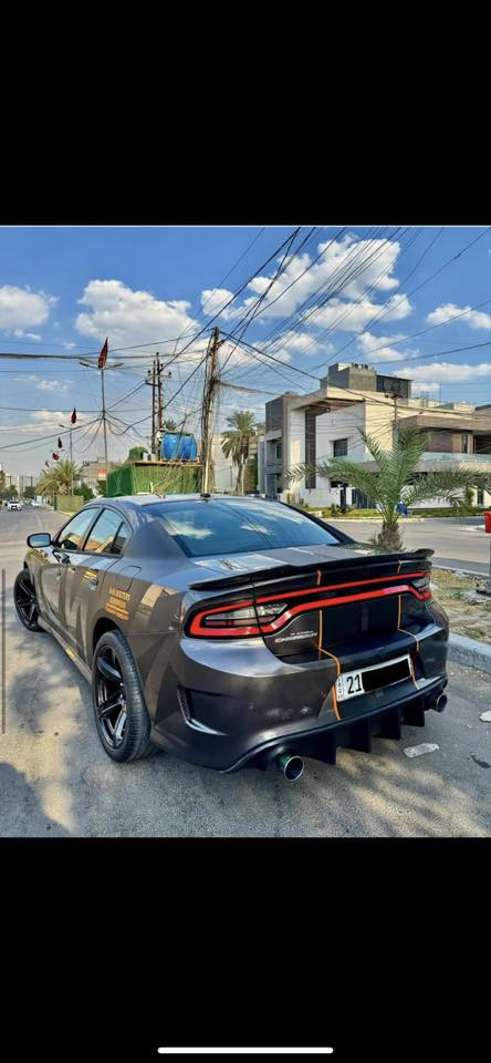 جارج 2015 sxt 
رقم شمالي السياره بدون ضربه فقط نص جاملج صبغ و
لبنيد محدث السياره محدثه srt ماشيه 84
ويل نجمه خسفه قويه شاشه جبيره كشن جلد
وبعد مواصافات الsxt معروفه 
ب175 وبيهاا مجال 
سياره مكانهاا بغداد الدوره
رقم تليفون ***********
