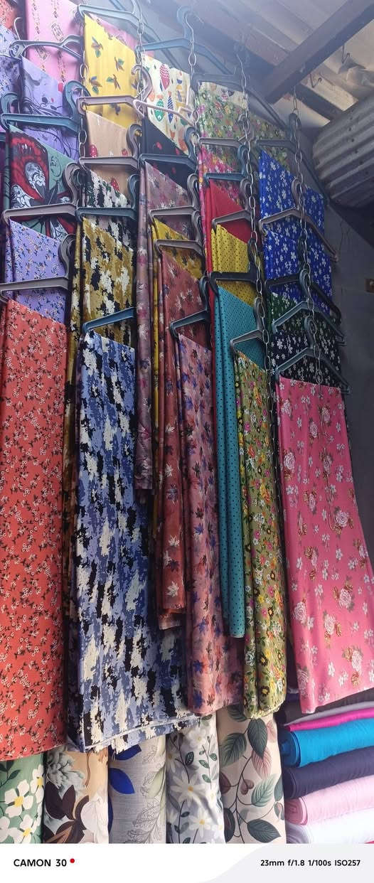 خصم خاص للمعتمرين هدايا قطع كشمير تركي درجه اولى ثقيل القطعه مترين ونص ب٢٥٠٠ فقط اقمشة ابو امير المسيب سوك الشط واتساب ***********
