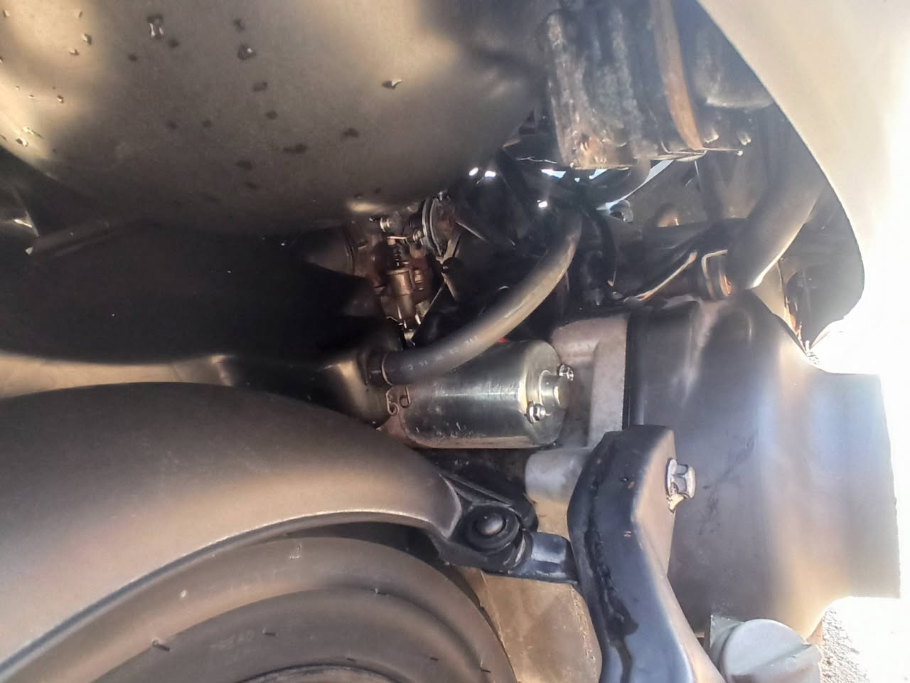 سلام عليكم دراجه ماكس عدله حاويه صارله شهر من نازله حاويه كفاله عامه برغي ما مفتوح بيه المكان بصره قضاء المدينه السعر والتفاصيل خاص ***********
