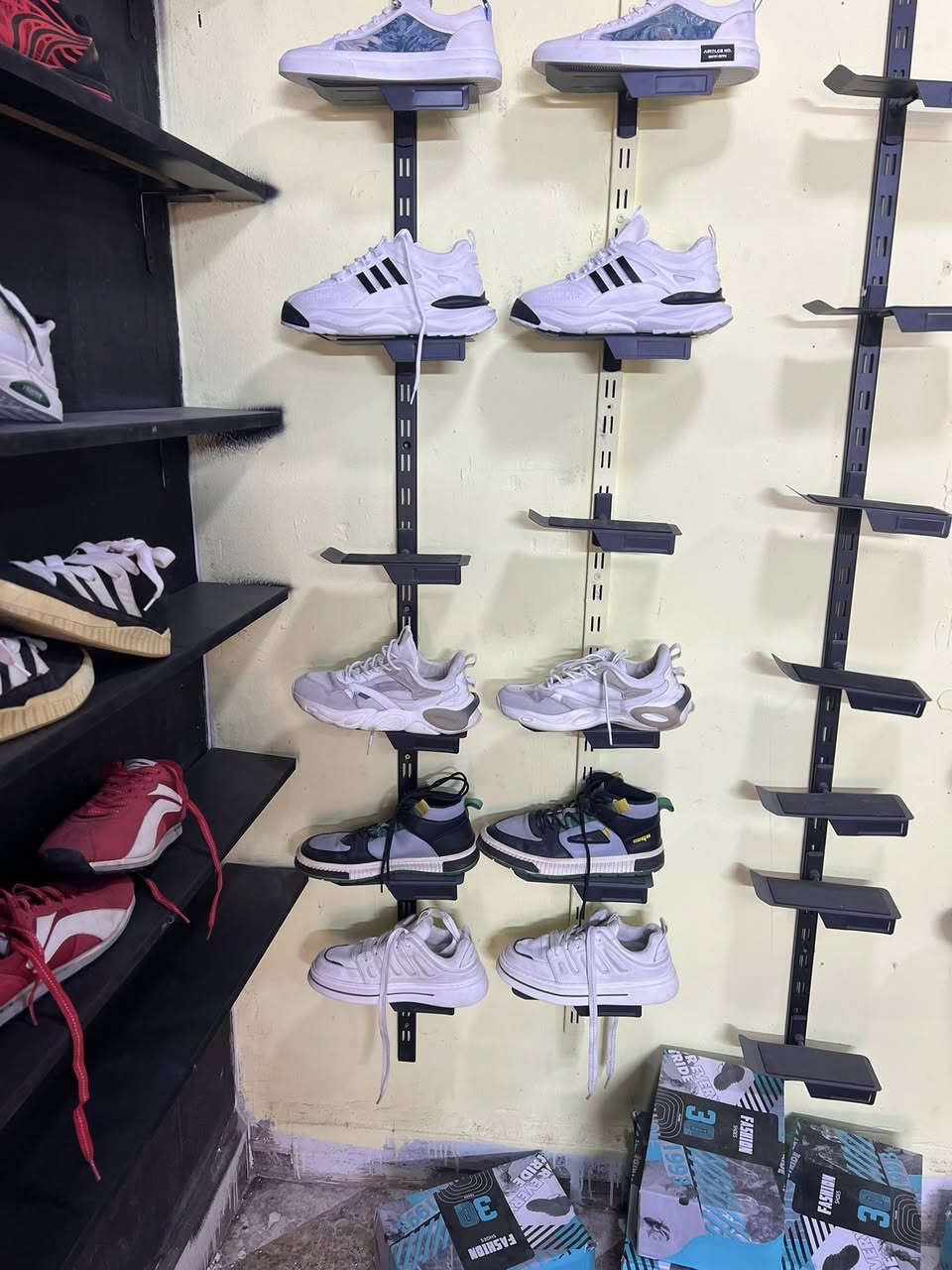 السلام عليكم عندي بضاعة شلعة كاملة بالة وجديد


**إذا كنت صاحب هذا الإعلان وتريد حذفه لأي سبب، رجاءا أرسل رسالة إلى الدعم الفني**