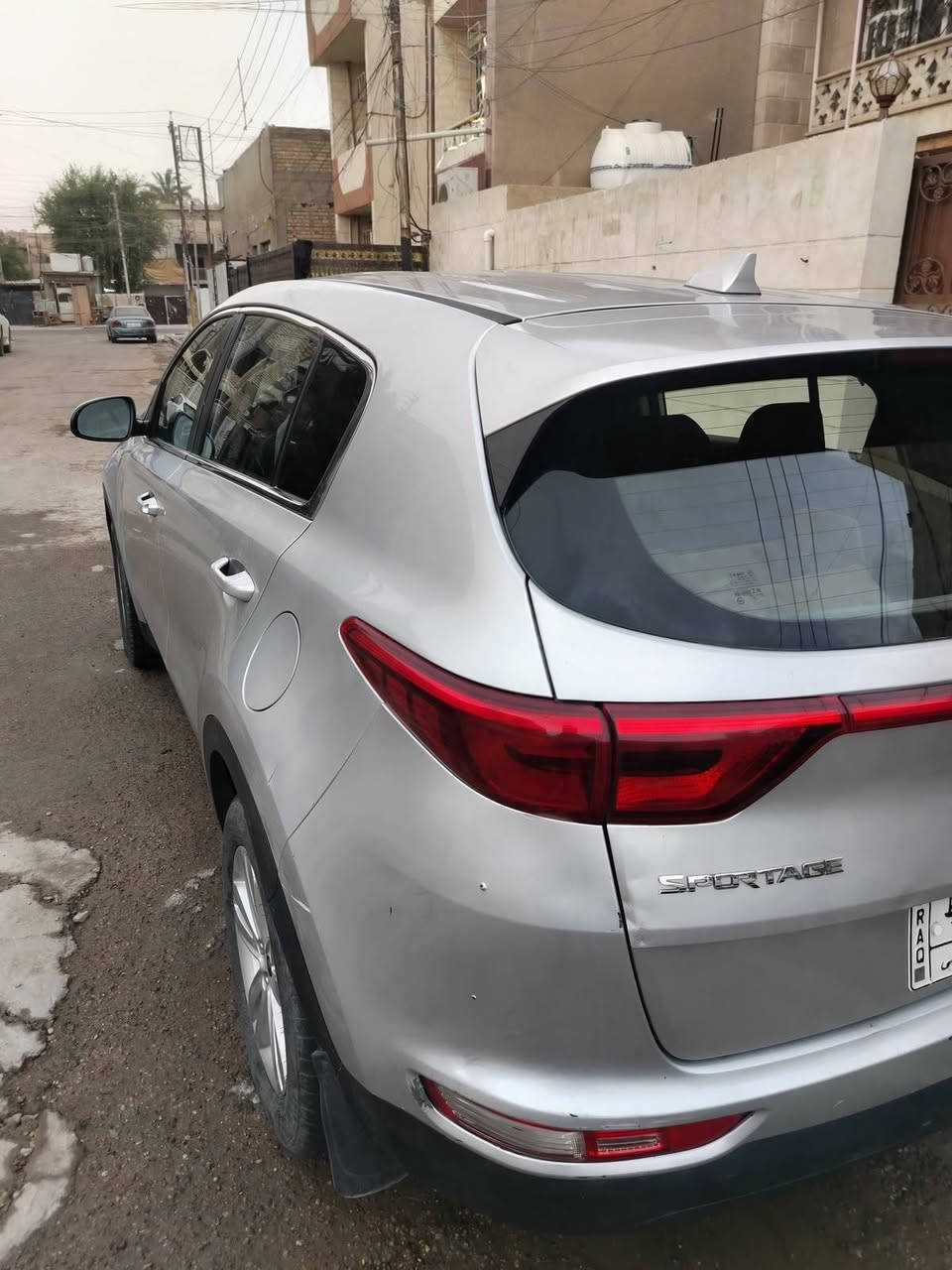 السلام عليكم
سيارة سبورتج 2017 وارد امريكي
محرك 2400 GDI
كير محرك خير من الله 
منظومة تبريد جديدة بالكامل
رقم بغداد 
حادثهه بسيط
تحويل مباشر بسمي السيارة
السعر 160 وبيهه مجال بسيط

***********
