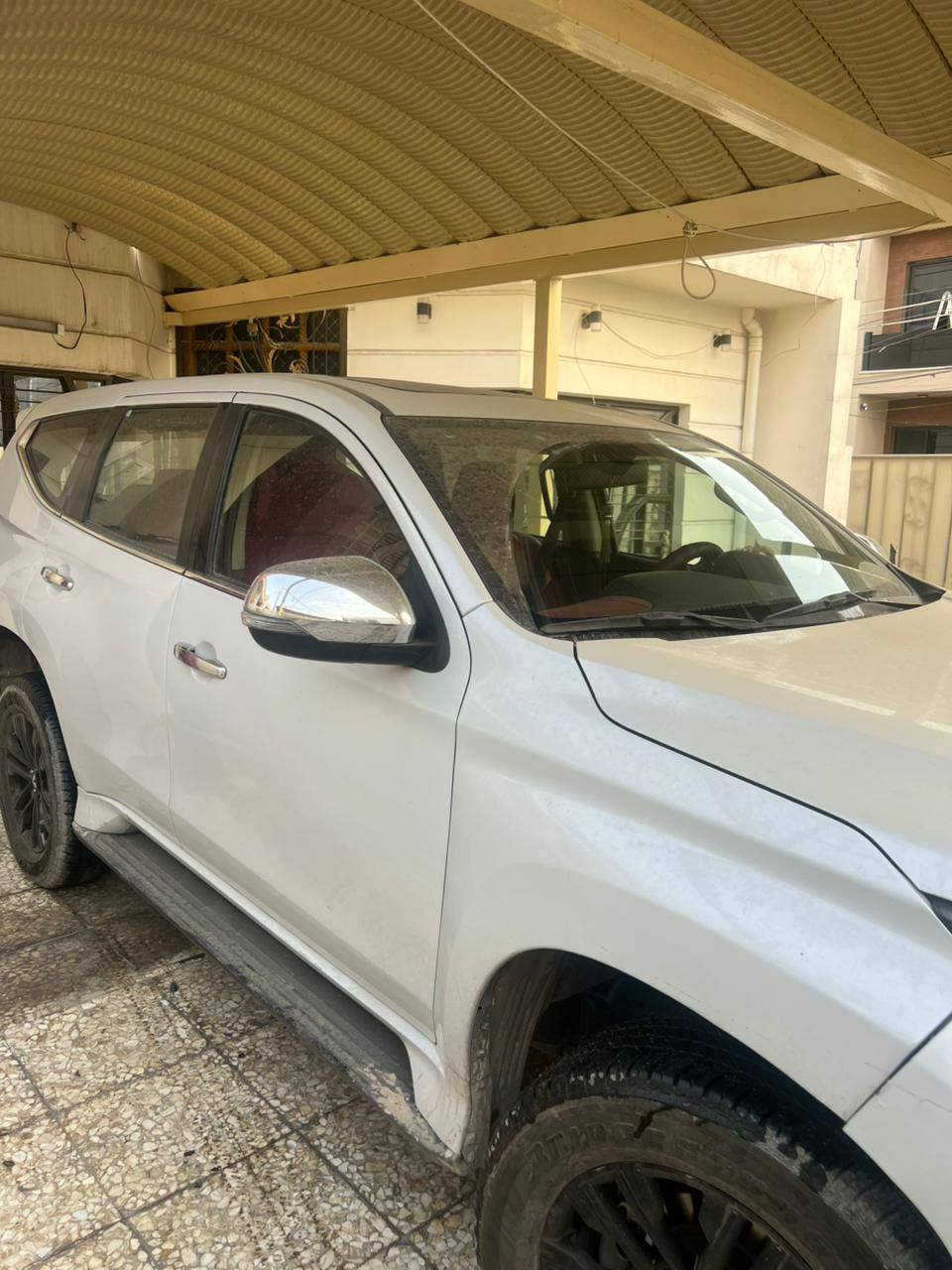 باجيرو سبورت رياضي 2020 سبعه راكب فول مواصفات فور ويل شاشه فتحه بصمه جلد احمر مكفوله من كلشي كير محرك عده صبغ الباب الخلفي اثر شخوط ماشيه 110
مكانها بغداد الجديده
*********** السعر 200 بيها مجال بسيط
