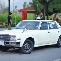 ايامكم سعيده كراون للبيع 1978 بسمي رقم انكليزي بغداد جاهزه مكينه وكير ...