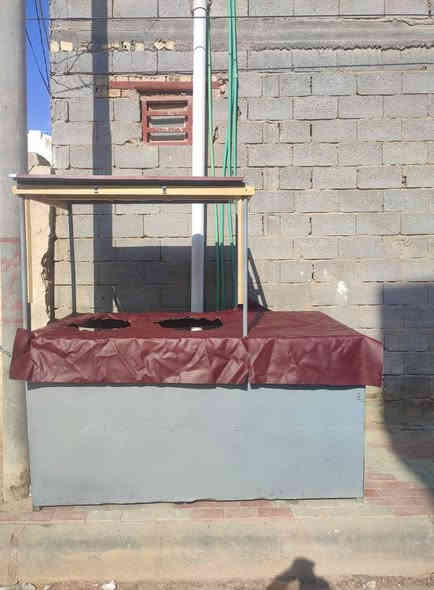 عربانه لبلبي بدون تواير  للبيععرض مترين ونزال متر 
سعرها 300 وبيها مجال للشراي مكاني كربلاء الحر 
وكراسي عدد 4 
وميوز عدد 2
الشراي بي خير ويدلل 
***********
