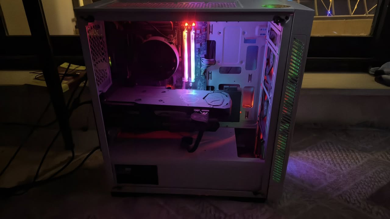 السلام عليكم
بيسي كيمنك للبيع وية الشاشة و ups و كيبورد 

GPU: RTX 2070 super msi

CPU: R5 3600x

Rams: 16

Power supply: 700

Hdd: 2TB

Ssd: 256 gb
Monitor: 144 hz ips 1 ms

Ups maxima

Keyboard redragon

السعر: مليون و خمسين و بيها مجال


**إذا كنت صاحب هذا الإعلان وتريد حذفه لأي سبب، رجاءا أرسل رسالة إلى الدعم الفني**