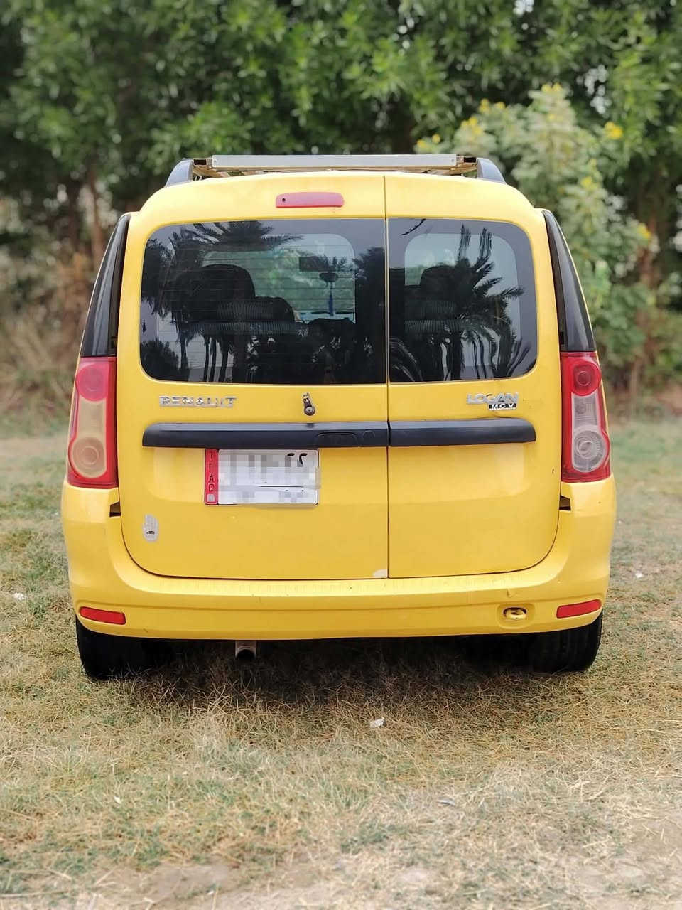 سيارة رينو للبيع  مكفوله  مشروع وطني مداور  ثاني يوم وين ما يعجبك  رقم ذي قار
موديل ٢٠١٠ مكفوله من الضربه والصبغ

موجوده  بـ  غماس  السعر ٥٥ او بيه مجال للطيبين وافحص السياره قبل كل شي والسياره استعمال بيت فقط

***********

***********
