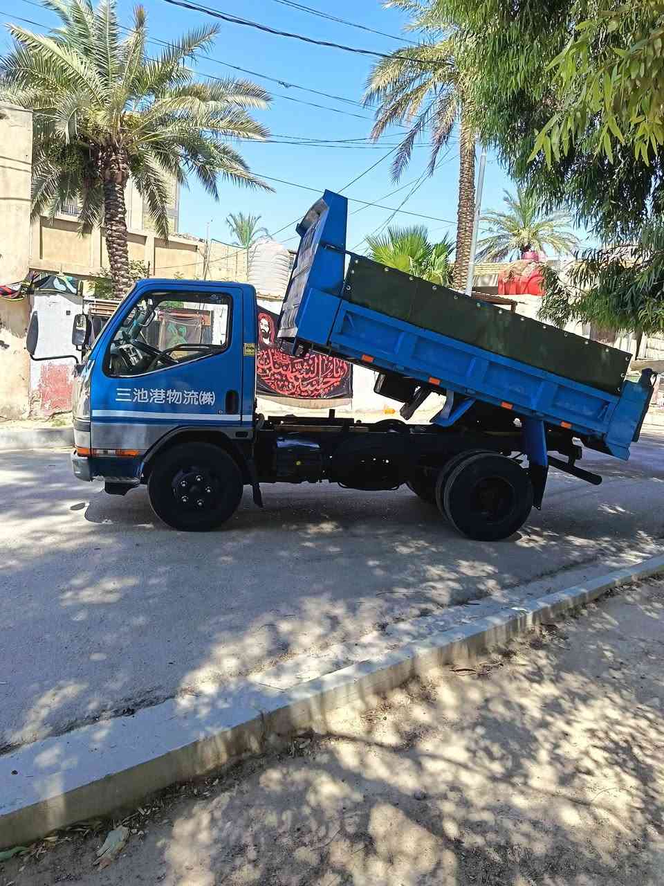 سلام عليكم كنتر البيع سيارة جديده حيل سيارة شاصي بي خاس من كدام شاصي مامكفول وباقي سيارة جديده ومكفول  مكاني كربلاء سعر١٣٥      ***********

