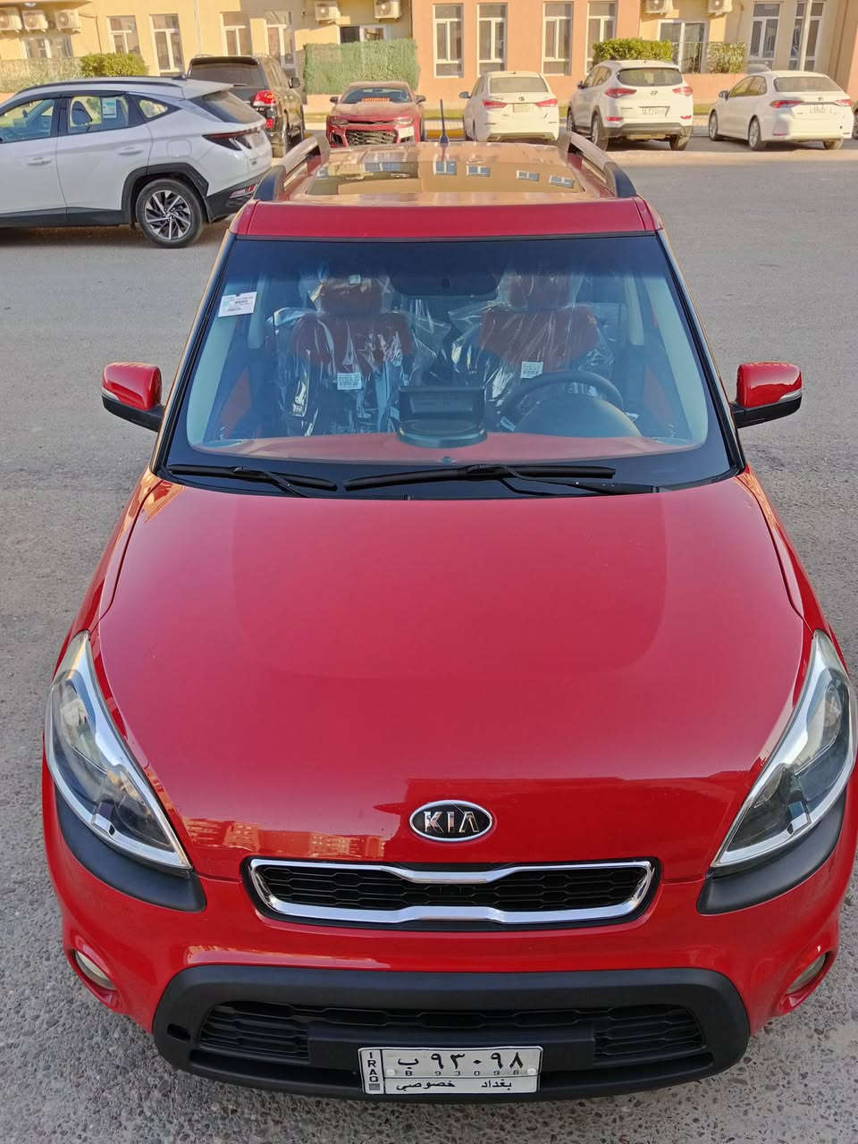 السلام عليكم  للبيع كيا صول 2013 خليجي  محرك 1600 دوش كير محرك كفاله مواصفات حلوه سلايد روف تبريد بيانو لمس داخل احمر بلون السياره بلاد مري جانبيه شفط حساسات خلفي سياره حلوه  وجاهزه بيها صبغ جاملغ الأمامي الأيسر والبنيد فقط صبغ بدون ضرر بسبب الشخوط تخم تاير جديد رقم بغداد  تحويل ثاني يومم
مكانها بغداد الكرخ *********** واني بالخدمه
