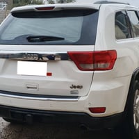 جيب2011للبيع مواصفات سياره فول الفول  سياره كلش نضيفه بيها فقط قطعتين ...