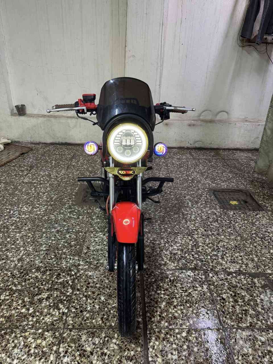 سلام عليكم دراجة دايون سولنك N Max مديل 2025 شهر تاسع طالعه ماشيه 765km يعني زيرو
رقم نجف مداور ثاني يوم
مكينه ضاغطه وزنجيل مانع اهتزاز نمرة مال امزت
دبل اشاره بلاد 
منفذ شحن بلاد
لايت زنون LED متغير الوان بلادي
رماش بلادي
دبل اشاره الوان متغير بلاد
ام بي ثري بلاتوث بلاد وسماعات يعني من شركه
ويل ليزري
دراجه حلوه وتخبل ماتعبانه ولا مشتغله دلفري اشتريته للوالد استعمال شخصي للسوك للشي واريد ابيعه السعر مليون و٨٠٠ وبيها مجال واليريد يشتغل بيها على باب الله اله منعدي صندوك وخوذه وجنطه هديه جدد بعدهن بچيس

رقمي | *********** 💜
