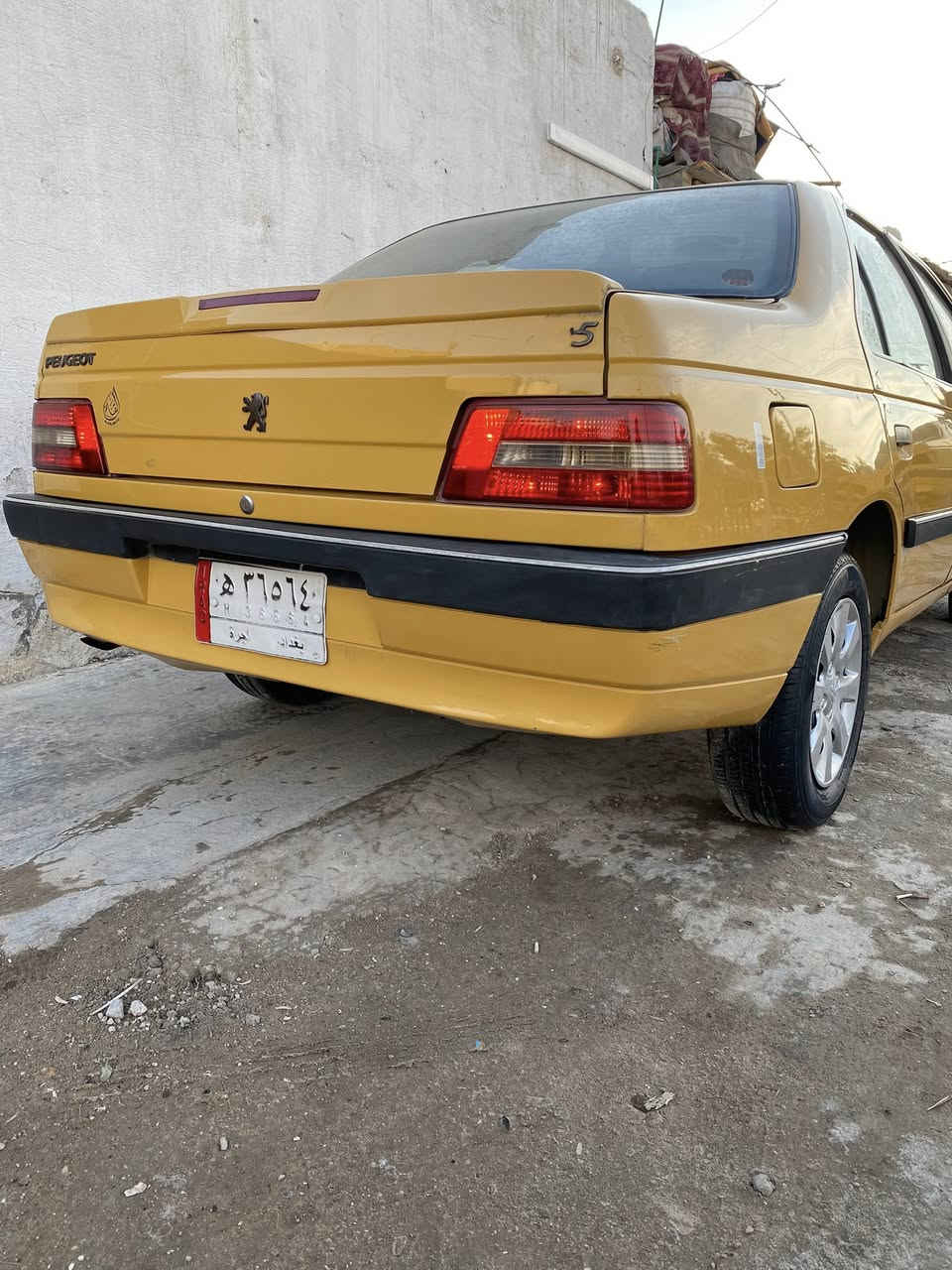 سلام عليكم بيجو لميس موديل ١٥ مكفوله كفاله عامه شرط سونار مكينه كير حداده سياره اوتماتيك كير فرنسي مكينه بلاديه لا طبه كلشي بلادي هيئه مصفره غرامات بسمنه سنويه ٢٧ ماشيه ١٦١ سعر ٤٩ عنوان بغداد الهاتف ***********
