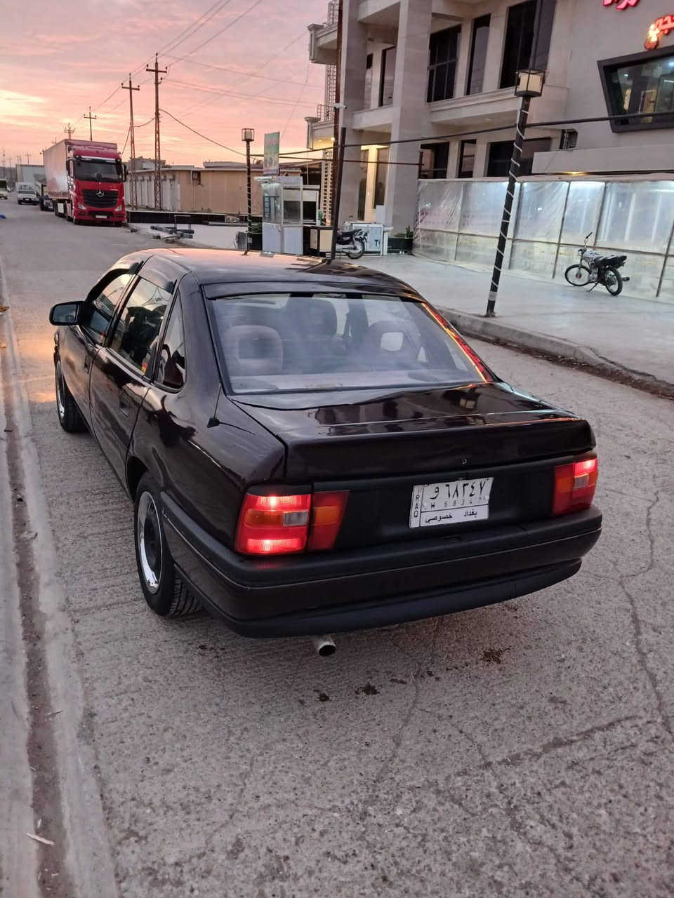 السلام عليكم اوبل فكترا موديل 92 رقم بغداد سنويه مجدده 2027 حجم 20 مكينه جديده لا  صرف ولا تبخير كير عادي صدر امامي جديد صدر خلفي جديد تخم تاير باتري جديد ارضيه كشنات مدوشمه كهربائيات كله شغاله مصبوغه عام فرن للجماليه السعر 46 وبيها مجال 
***********
***********
