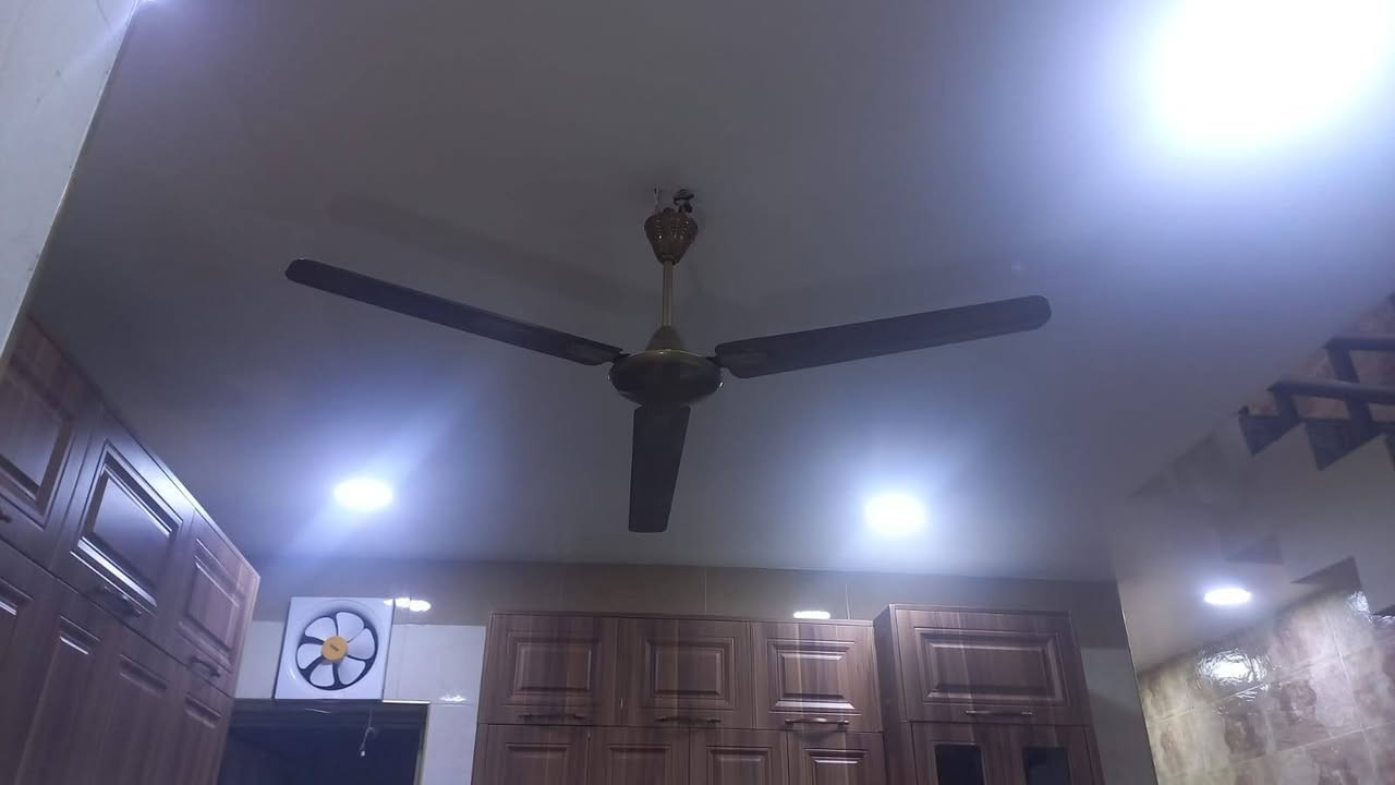 السلام عليكم
عندي غراض للبيع


**إذا كنت صاحب هذا الإعلان وتريد حذفه لأي سبب، رجاءا أرسل رسالة إلى الدعم الفني**