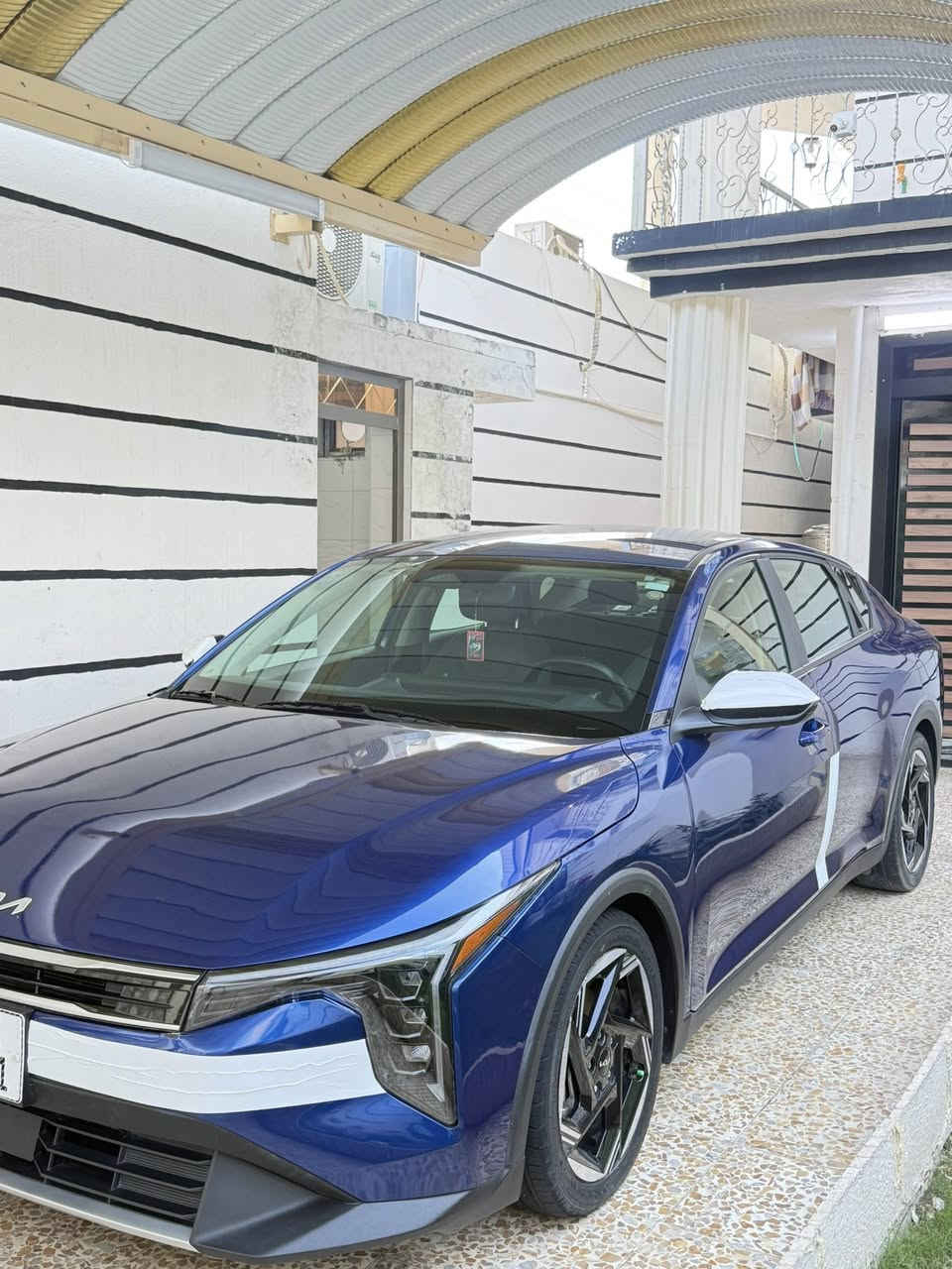 K4 EX
2025 
نص فول 
رقم بغداد مكانها بغداد الحسينية 
حادثها موجود بل منشور دعامية فقط بدون ايرباك 
البنيد مدكوك بارد ومصبوغ ربعة اني ابيعلك مصبوغ كامل 
ماشية 30 الف كيلو 
***********
السعر 176 بيها مجال
