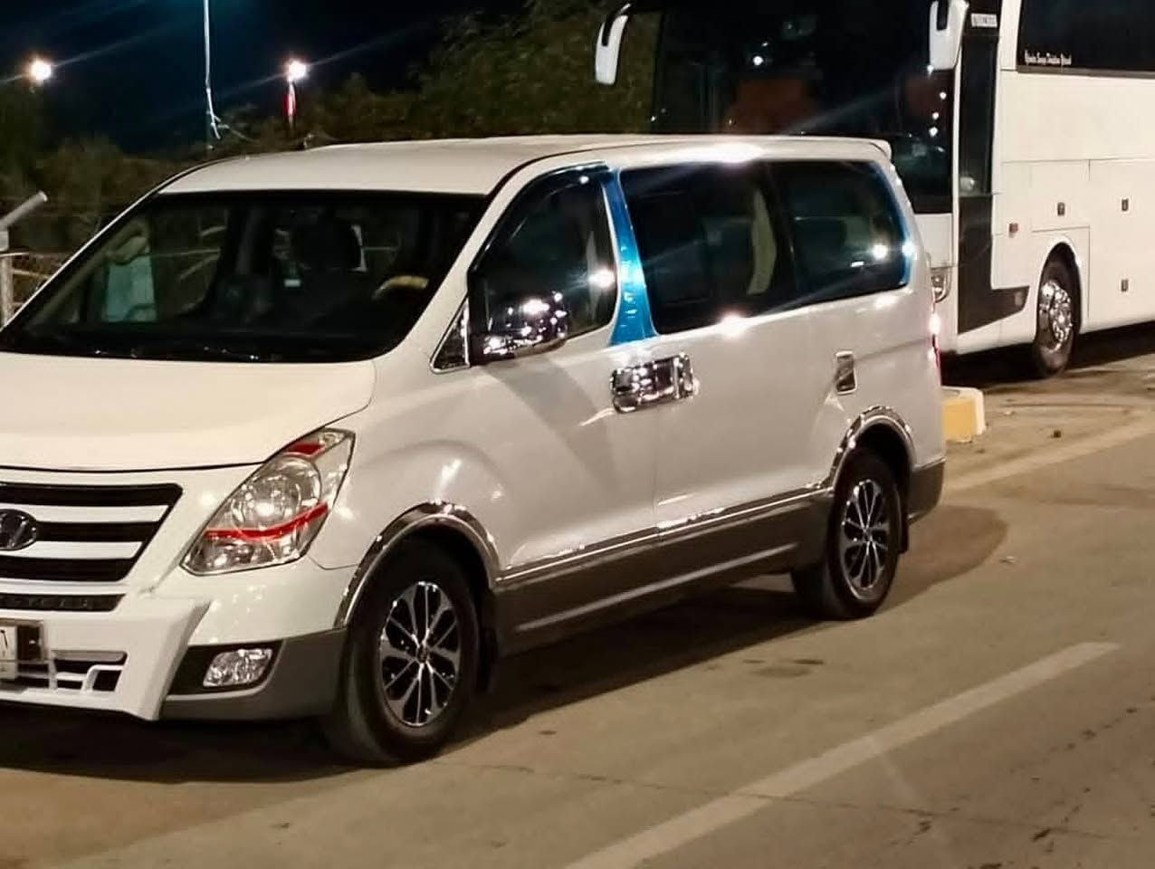 🔴(8,000 دينار) فقط
نفس الخط، نفس الخدمة، بس بسعر أرخص
🚍 خط طلاب مميز إلى جامعات بابل 🎓
لأن الإحساس بالطالب قبل الربح…
نظراً لظروف الطلاب وكثرة التكاليف الدراسية،
ولكوني طالب وأشعر بمعاناة زملائي،
قررت تخفيض الكروة إلى ٨٠٠٠ دينار بدل ١٠٠٠٠
حتى أكون سند للطالب، مو عبء عليه.
📍 نقل يومي منتظم من كافه انحاء واقضيه الدوانيه والمناطق القريبة إلى:
▪️ جامعة بابل
▪️ جامعة المستقبل
▪️ الجامعة الإسلامية
▪️ كليات الحلة
💰 الكروة: ٨٠٠٠ دينار فقط للنفر
⬅️ نفس الخدمة
⬅️ نفس الالتزام
⬅️ بس بسعر أرحم
📊 شنو راح توفّر بالشهر؟
🧮 فرق السعر اليومي: ٢٠٠٠ دينار
📅 (٢٦ يوم دوام تقريباً)
💸 التوفير الشهري = ٥٢,٠٠٠ دينار
✨ مبلغ تگدر تغطي بيه كتب، قرطاسية، أو مصروفك الشخصي
✅ سيارة نظيفة ومريحة
✅ التزام كامل بالمواعيد
✅ سائق معروف وموثوق
✅ عدد محدود لراحة أكبر
📌 ليش تدفع ١٠ الاف؟
📌 وفر فلوسك واستثمرها بدراستك
📞 الاتصال:
0780228810
***********
💬 الواتساب:
***********
📲 كل ما عليك الاتصال أو مراسلة الصفحة
اخوكم محمد مهدي الشمري🦅🇹🇷
