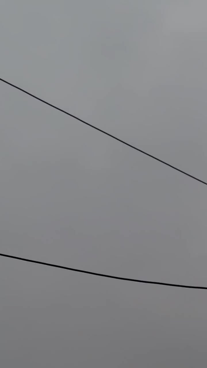 سلام عليكم اخوان دراجة نوع فلة الدراجة خير من الله مال رنبة نازلة ع أيدي مكينة بلادية برغي ما مفتوح بيها كفرات بلكارتون ( شغل وأطلع بيها وين ميعجبك لأي فيتر وديها ) مكاني بغداد حي جميلة سعرها 900 وبيها مجال الي بخاطرة يتصل *********** وتحياتي 🤍
