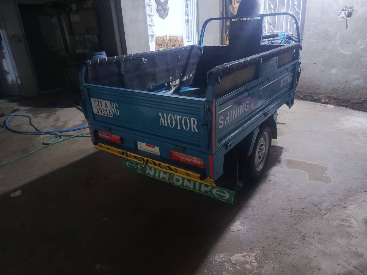 السلام عليكم ستوته 23 مكينه 25 رقم وسنويه بسمي البيع وهاذي رقمي ***********
