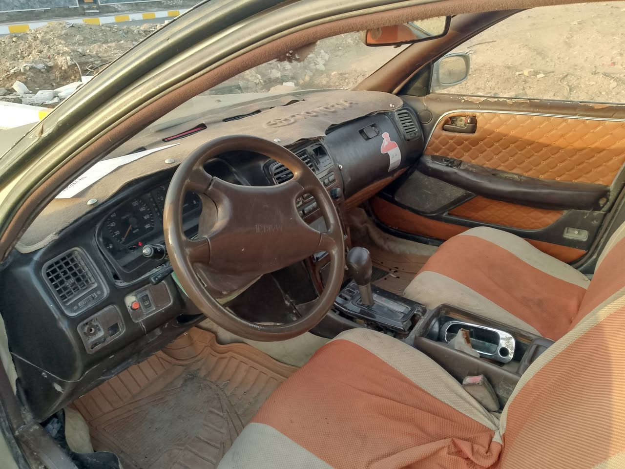 السلام عليكم كرستا نوديل 93 مكينه وكير ونجي جدد حاويه حداديه جديده تخم تاير جديد كهربائيات شغاله كلها دواخل مدوشمه جلد اكسل جديد فقط كصه قماره سنويه ل 2027 تحويل ثاني يوم السعر 25 وبيها مجال مكاني ناصريه مركز مكلف بالنشر هذا رقم راعيه ***********
