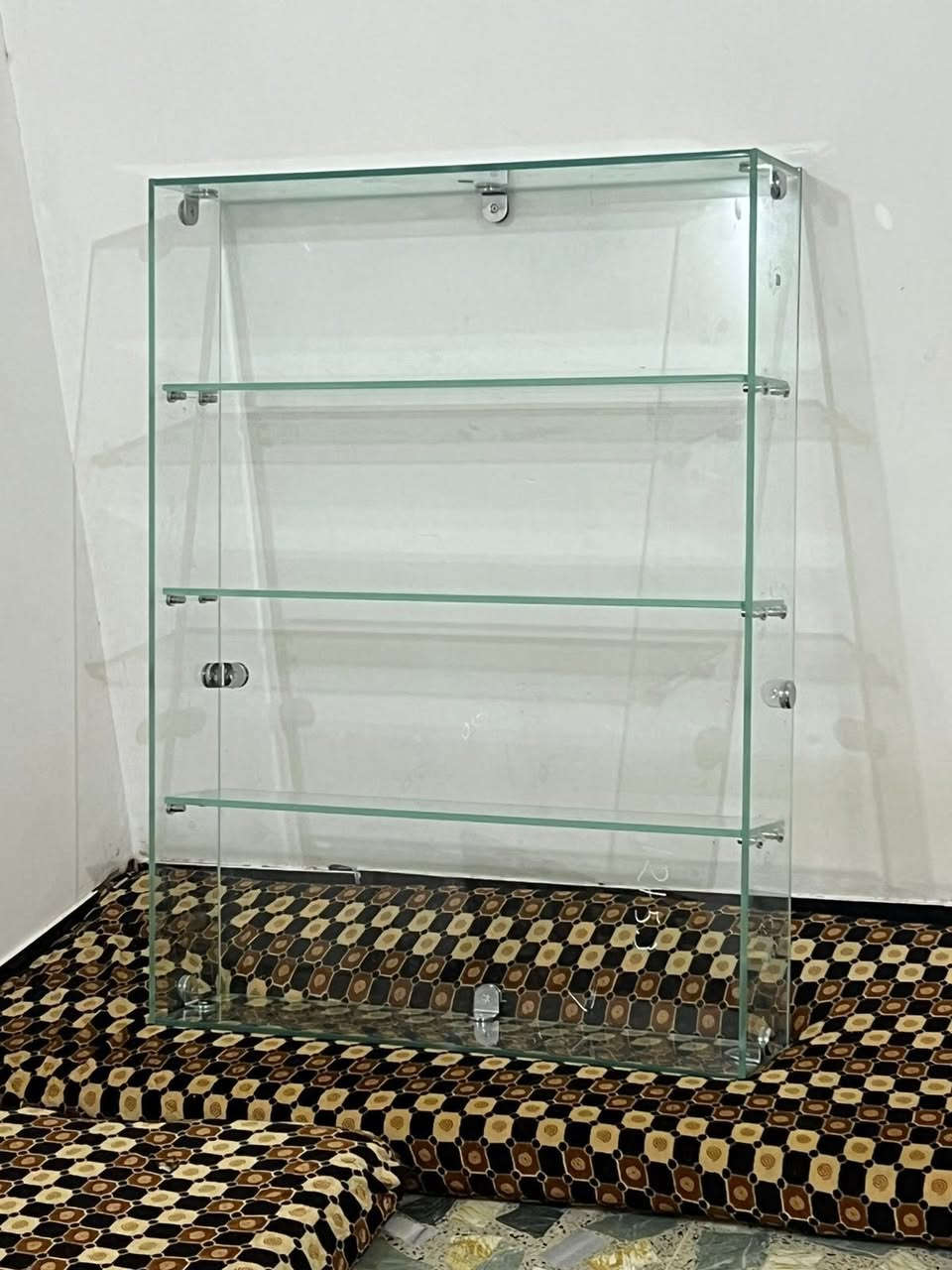 جام خانة
3قطع
1- حجم كبير / 124 طول:150 عرض
2- حجم وسط / 120 طول: 90 عرض
3- حجم وسط / 120 طول : 90 عرض
السعر 800 بيها مجال
هـ***********/***********
