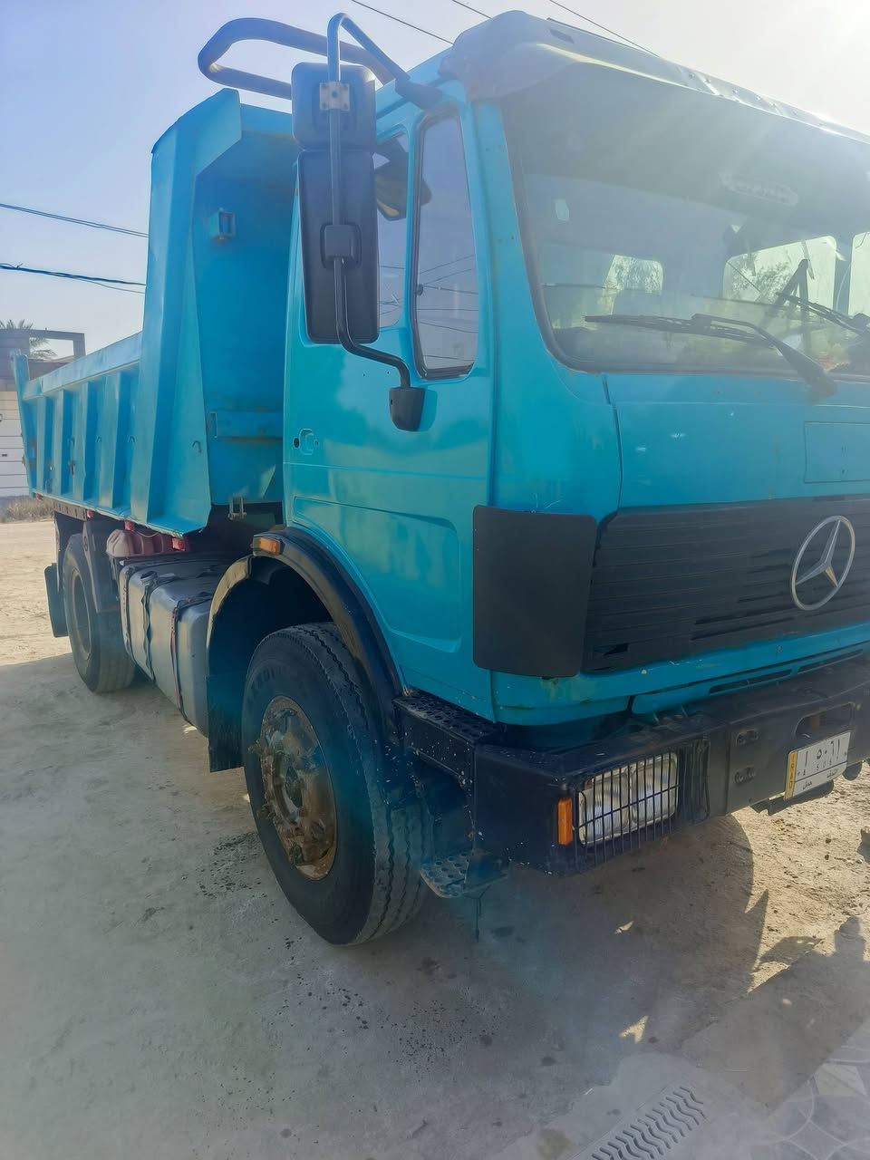 سلام عليكم البي موديل ١٩٧٩ مكينه ٢٥ كير ٢٩ اكسن نص جيف شاصي غير مكفول مكان الديوانية الحمزه الشرقي مكلف بل نشر اتواصل على رقم ***********
