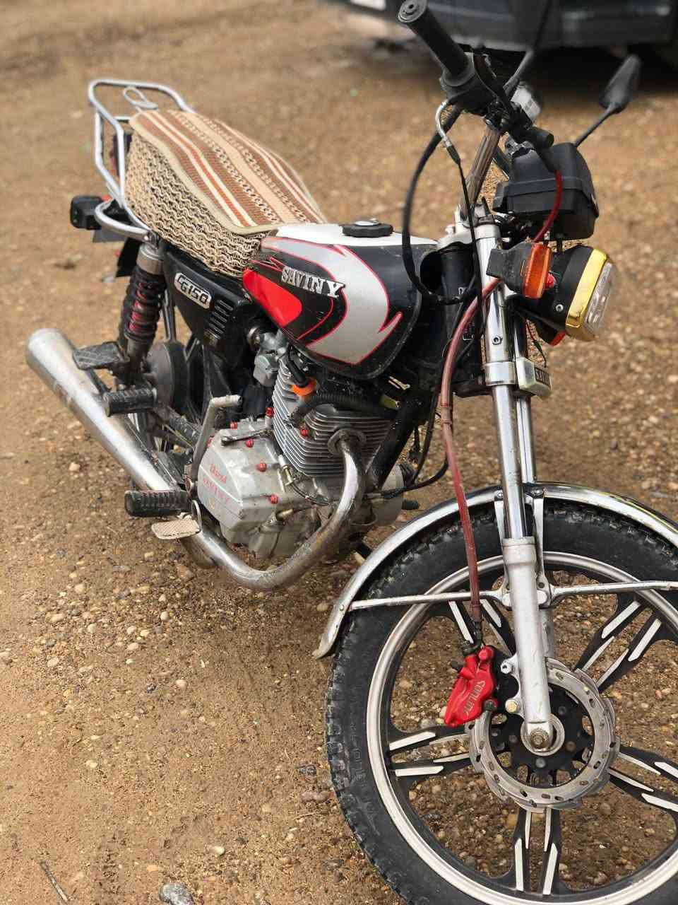 سيفان 2021 منفيس فقط
كله بلادي بس جوزه مابي يشتغل فيشه ربط 
محرك بلادي سبانه ممدوده عليه سلف وهندر شغال كهربائياته كلهه شغاله 
السعر راسلني ع رقم *********** بي واتساب 
ممتواجد فيس ما اردلك تتعب 
مكانه الرمادي قرب مسبح الرمادي
