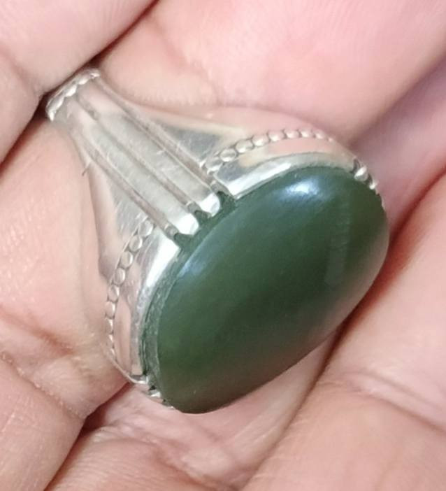 خاتم يماني يشم  كلش قديم للبيع او المراوس ***********
