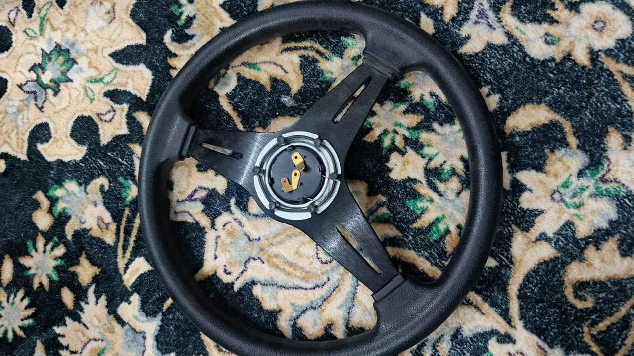 🔥 مزاد قطعتين للمهتم
🚗 القطع مثل ما موضح بالصور
💰 يبدأ المزاد من الان : (اكتب سعرك)
⬆️ البيع لأعلى سعر
❌ التعليقات غير المناسبة تنحظر


**إذا كنت صاحب هذا الإعلان وتريد حذفه لأي سبب، رجاءا أرسل رسالة إلى الدعم الفني**