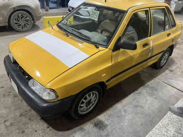 السلام عليكم شباب للبيع سايبه موديل 2011دشبول نفخ صدر جديد اليوم بدلته مكينه بيه خيط بخار هيه مصفره وعليه غرامات 300 الف اينزلن من سعره والسياره احله منل صور وبل عافيه عل ياخضه السعر 25 ورقه مكان السياره بغداد رقم الهاتف     ***********
