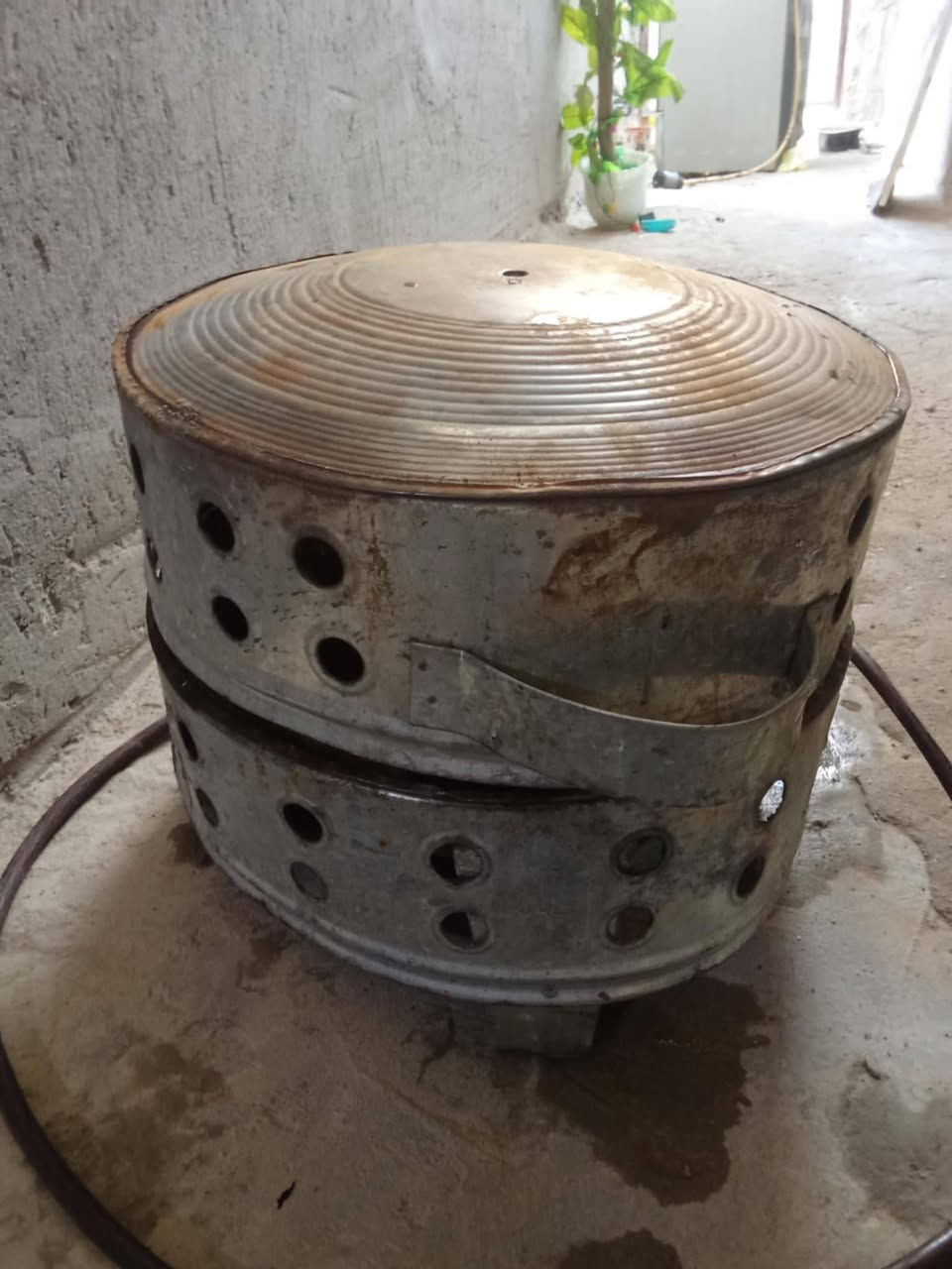 سلام عليكم غراض البيع طباخ نص عمر مبرده شقاله عوزه بس واتربم تنور مكينه خياطه  صار شهر من اخذتها كلهن ب325 وبيهن مجال بصيط وهاي القراض شوفت عينك مو جديد  مستعمل رقمي ***********
