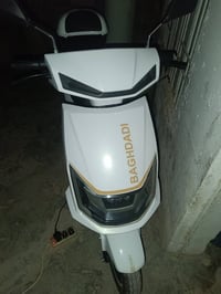 دراجة كهربائية • نضيفه • شحن سريع