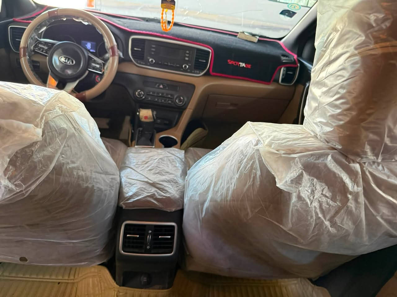 سلام عليكم
سبورتج موديل ٢٠٢٠خليجي كفاله
سياره وظع شركه ماشيه ٤٣ حقيقي
محرك ٢٠٠٠دوش بلادي
نص موصفات معرفه رقم بغداد
مكاني بغداد سعر١٨٧بيهه مجال
يرهم مراوس هاتف ***********
