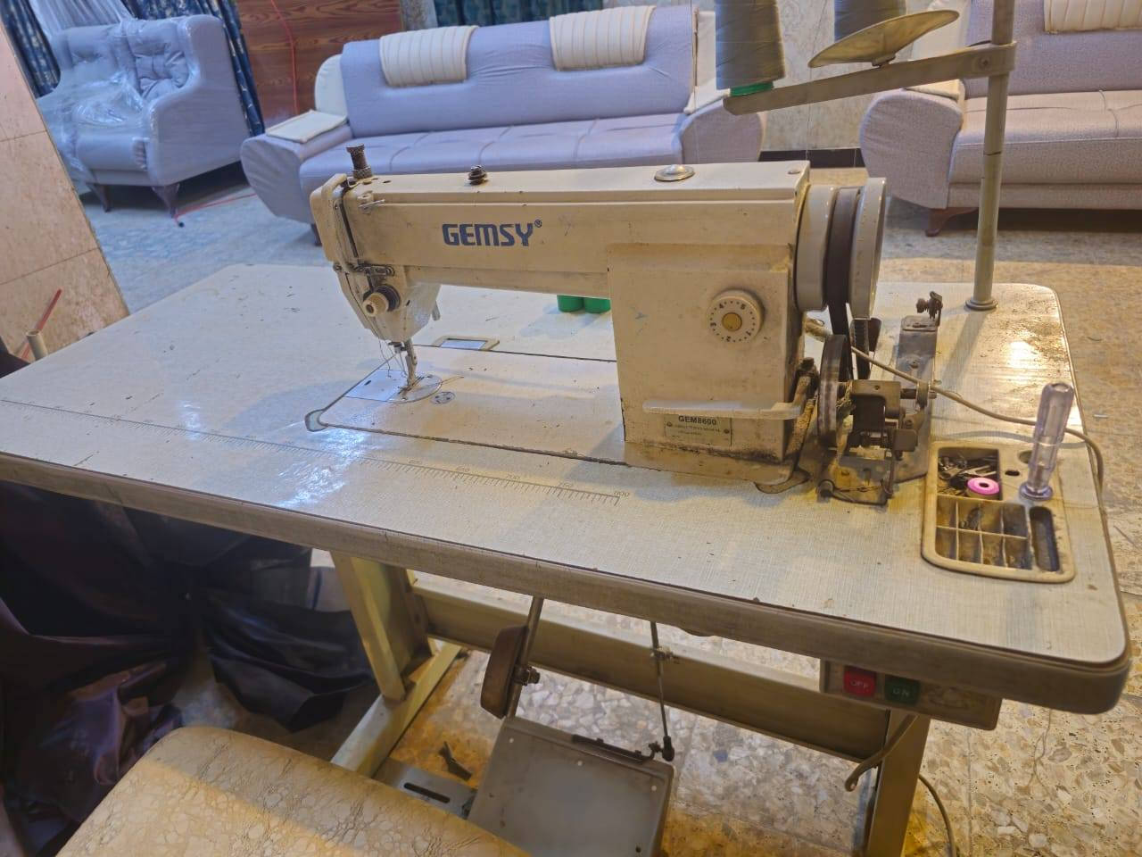 مكينه صناعي نوع جمسي باب اول 
نضافه ٩٠ / ١٠٠ 
شغاله ع الفحص 
خياط فول 
سعر ١٥٠ الف قفل 🔐العنوان بغداد البلديات شارع المصرف حي التراث***********
