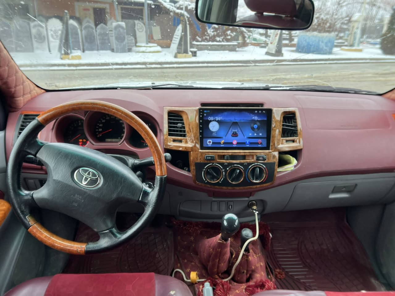 تۆتۆتا هایلۆكس 2009 سعودی ئەسڵ بتڵ و زینۆن سەیارە كە نمونەیە لە جوانی بێ دەعم لێدراو تەنها ١بست بۆیاخە گێر و مەكینە ئەكسڵ بەشەرت سەیارە كە بێ ڕەقەمە بەشەرتی ماڵی مەدەنی وكۆمپیتەر  ژم:***********
